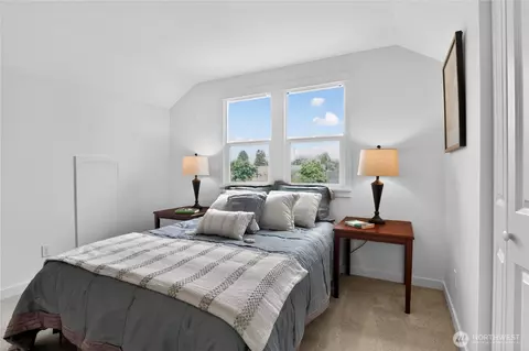 Bedroom - 1918 Baker Ave #A, Everett, WA 98201 photo 5 of 6