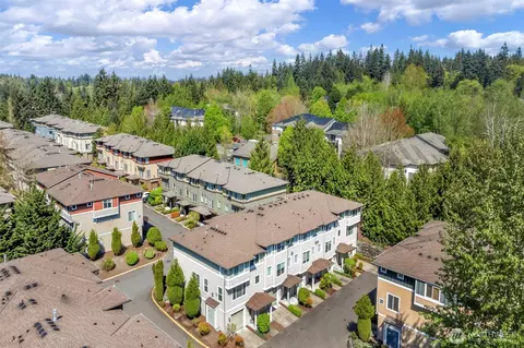View/Area - 2115 201st Pl SE #O105, Bothell, WA 98012 photo 3 of 6