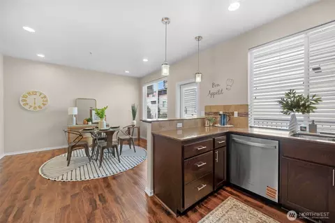 Dining - 2115 201st Pl SE #O105, Bothell, WA 98012 photo 3 of 5
