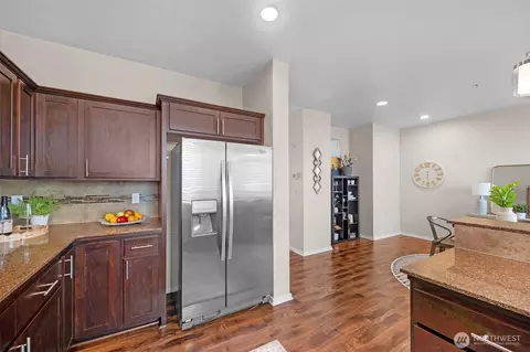 Kitchen - 2115 201st Pl SE #O105, Bothell, WA 98012 photo 3 of 4