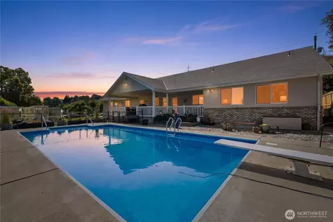 1818 Number 2 Canyon Rd, Wenatchee, WA 98801