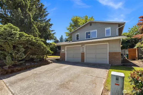 13816 Silver Firs Dr, Everett, WA 98208