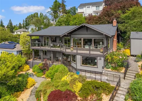 5322 47th Ave SW, Seattle, WA 98136