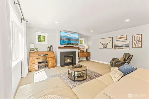 Living - 22314 58th E, Spanaway, WA 98387 photo 2 of 5