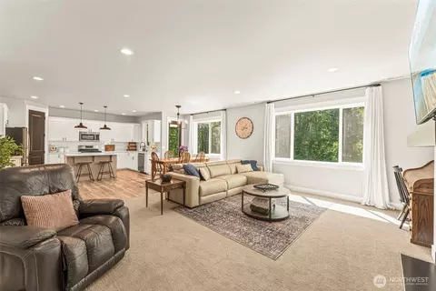 Living - 22314 58th E, Spanaway, WA 98387 photo 4 of 5