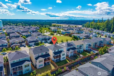 25714 207th Ave SE, Covington, WA 98042
