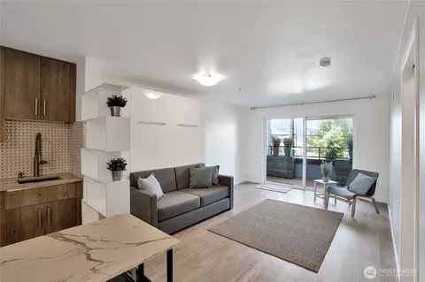 500 Elliott Ave W #205, Seattle, WA 98119