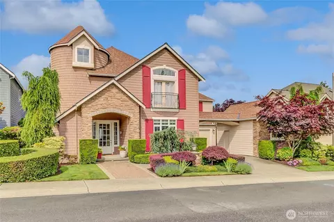 323 240th Pl SE, Sammamish, WA 98074
