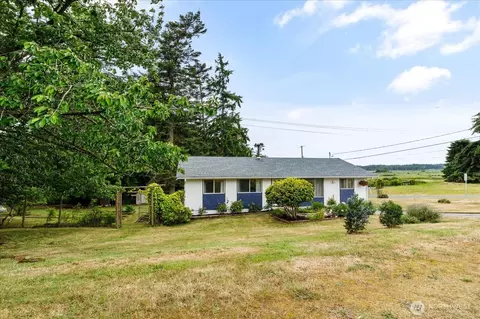 975 Ferry Ave, Coupeville, WA 98239