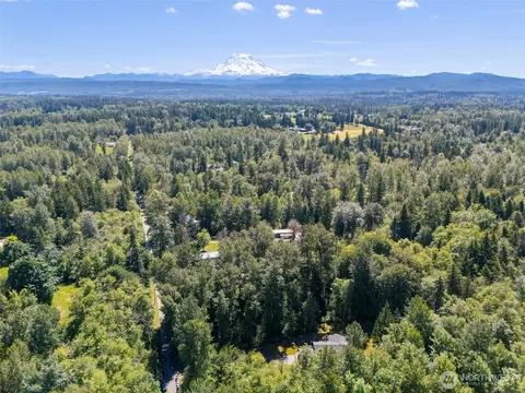 8816 324th St E, Eatonville, WA 98328