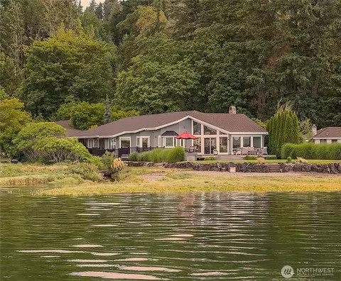 6591 NE North Shore Rd, Belfair, WA 98528