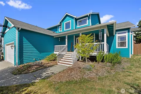 1702 SW Ulysses St, Oak Harbor, WA 98277