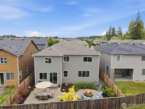 Exterior - 3922 187th Pl SE, Bothell, WA 98012 photo 5 of 6