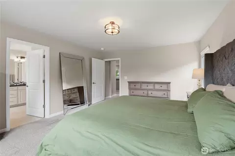 Bedroom - 3922 187th Pl SE, Bothell, WA 98012 photo 3 of 7