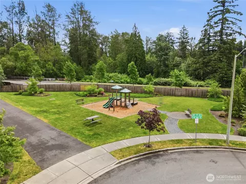 Exterior - 3922 187th Pl SE, Bothell, WA 98012 photo 6 of 6