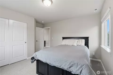 Bedroom - 3922 187th Pl SE, Bothell, WA 98012 photo 4 of 7