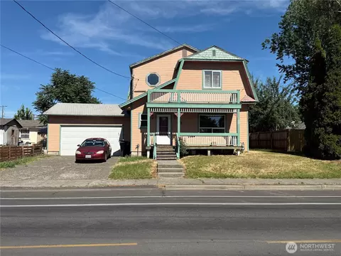 305 S Roosevelt St, Walla Walla, WA 99362