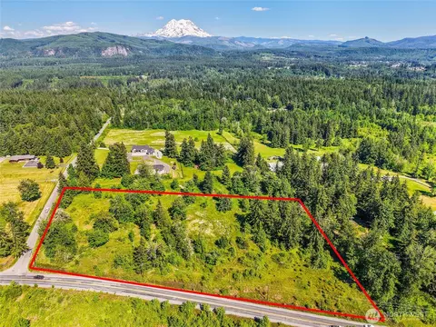 10252 400th St E, Eatonville, WA 98328