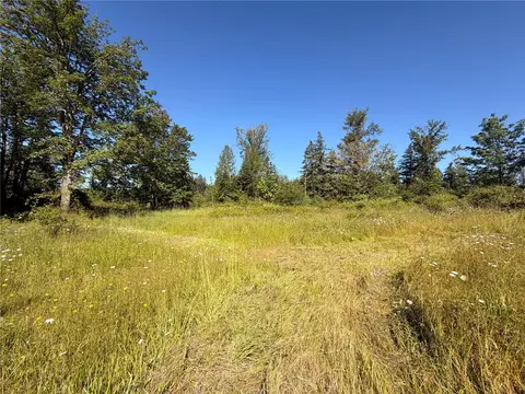 10252 400th St E, Eatonville, WA 98328