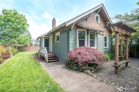 2909 N 7th St, Tacoma, WA 98406