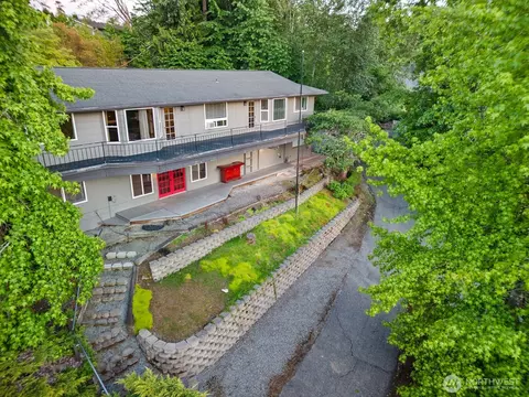 1531 Vista Dr, Puyallup, WA 98372