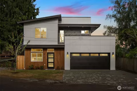 4413 50th Ave SW, Seattle, WA 98116