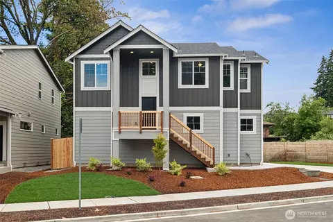 24418 111th Ave SE, Kent, WA 98030