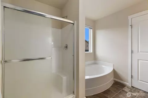 Bath - 2124 197th Street Ct E, Spanaway, WA 98387 photo 2 of 3