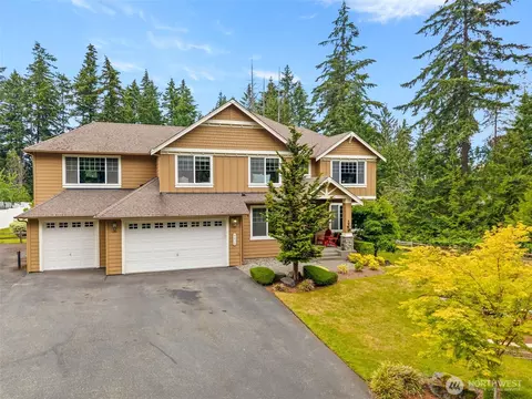 8010 Wenatchee Pl NW, Silverdale, WA 98383