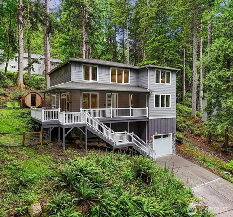 32 Hillside Pl, Bellingham, WA 98229