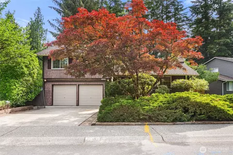 15002 SE 171st St, Renton, WA 98058