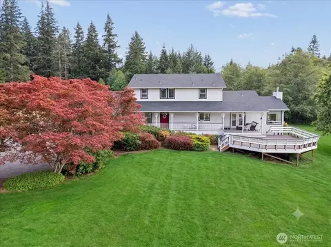 1267 NE Madison Rd, Poulsbo, WA 98370