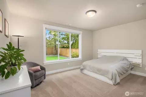 Bedroom - 1435 242nd Pl SE, Bothell, WA 98021 photo 1 of 6