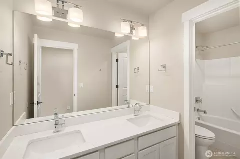 Bath - 1435 242nd Pl SE, Bothell, WA 98021 photo 5 of 5