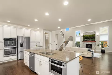 Kitchen - 1435 242nd Pl SE, Bothell, WA 98021 photo 2 of 4