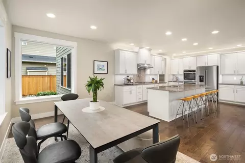 Dining - 1435 242nd Pl SE, Bothell, WA 98021 photo 2 of 2