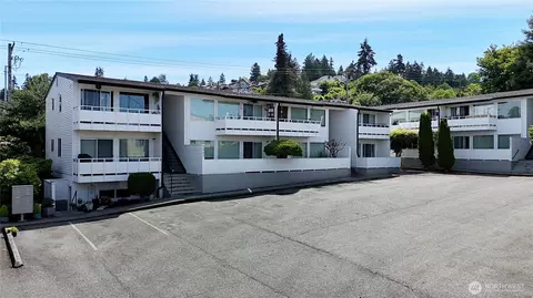 2902 N Carr, Tacoma, WA 98403