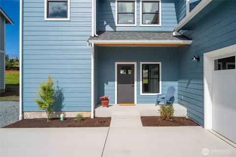 2914 K Ave, Anacortes, WA 98221