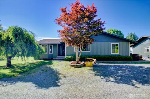 3046 Old Highway 99 North Rd, Burlington, WA 98233