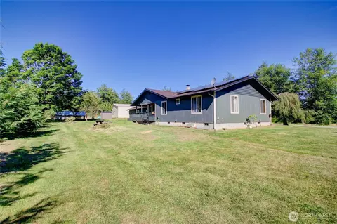 3046 Old Highway 99 North Rd, Burlington, WA 98233