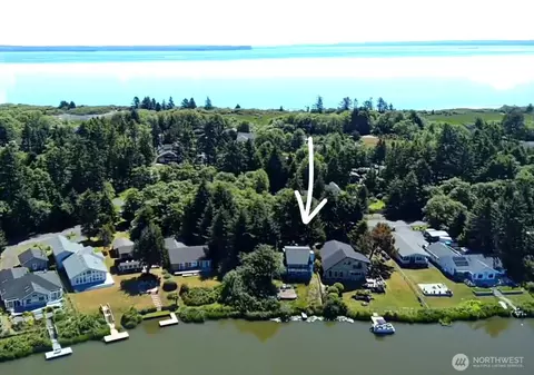 237 Duck Lake Dr NE, Ocean Shores, WA 98569
