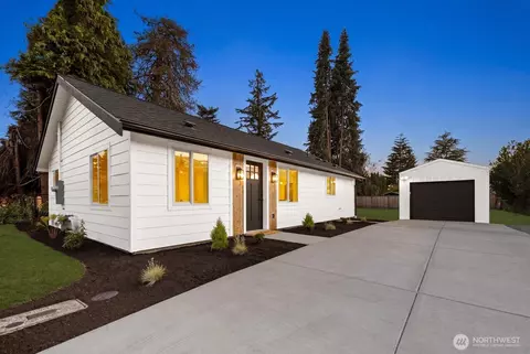 2105 D St SE, Auburn, WA 98002
