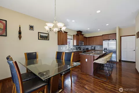 Dining - 916 Boatman Ave NW, Orting, WA 98360 photo 2 of 2