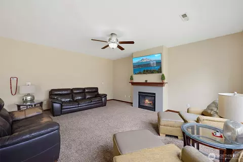 Living - 916 Boatman Ave NW, Orting, WA 98360 photo 3 of 5