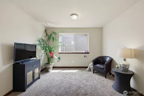 Living - 916 Boatman Ave NW, Orting, WA 98360 photo 5 of 5