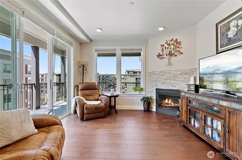 4961 Main St #712, Tacoma, WA 98407