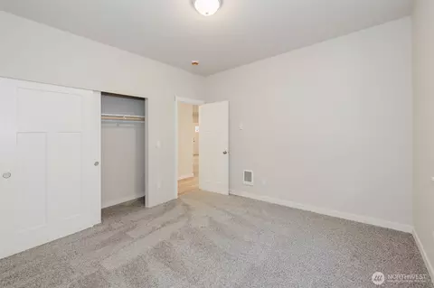 Bedroom - 61 E Olyview Pl, Grapeview, WA 98546 photo 3 of 13
