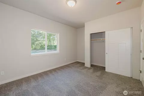 Bedroom - 61 E Olyview Pl, Grapeview, WA 98546 photo 7 of 13