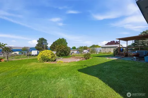 Exterior - 335 Ross Way, Wallula, WA 99363 photo 4 of 5