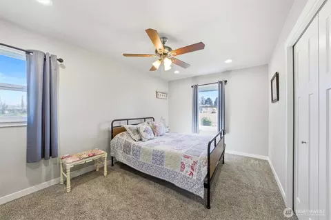 Bedroom - 335 Ross Way, Wallula, WA 99363 photo 2 of 2
